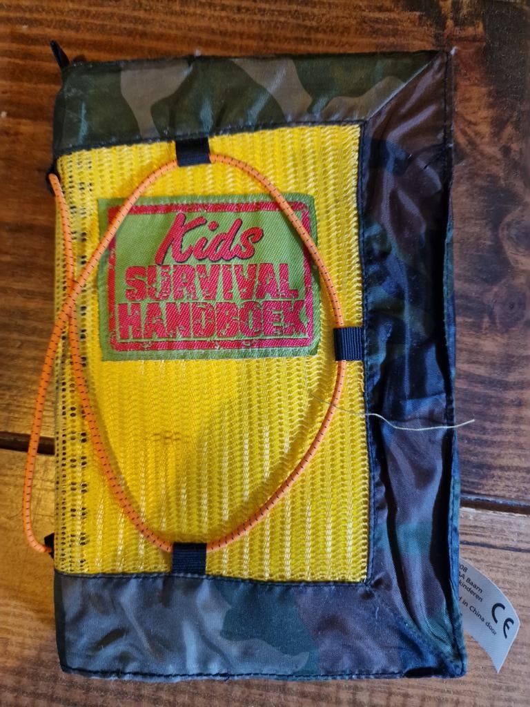 Kids survival handboek, Boeken, C. llewellyn, Ophalen of Verzenden, Zo goed als nieuw, Overige onderwerpen