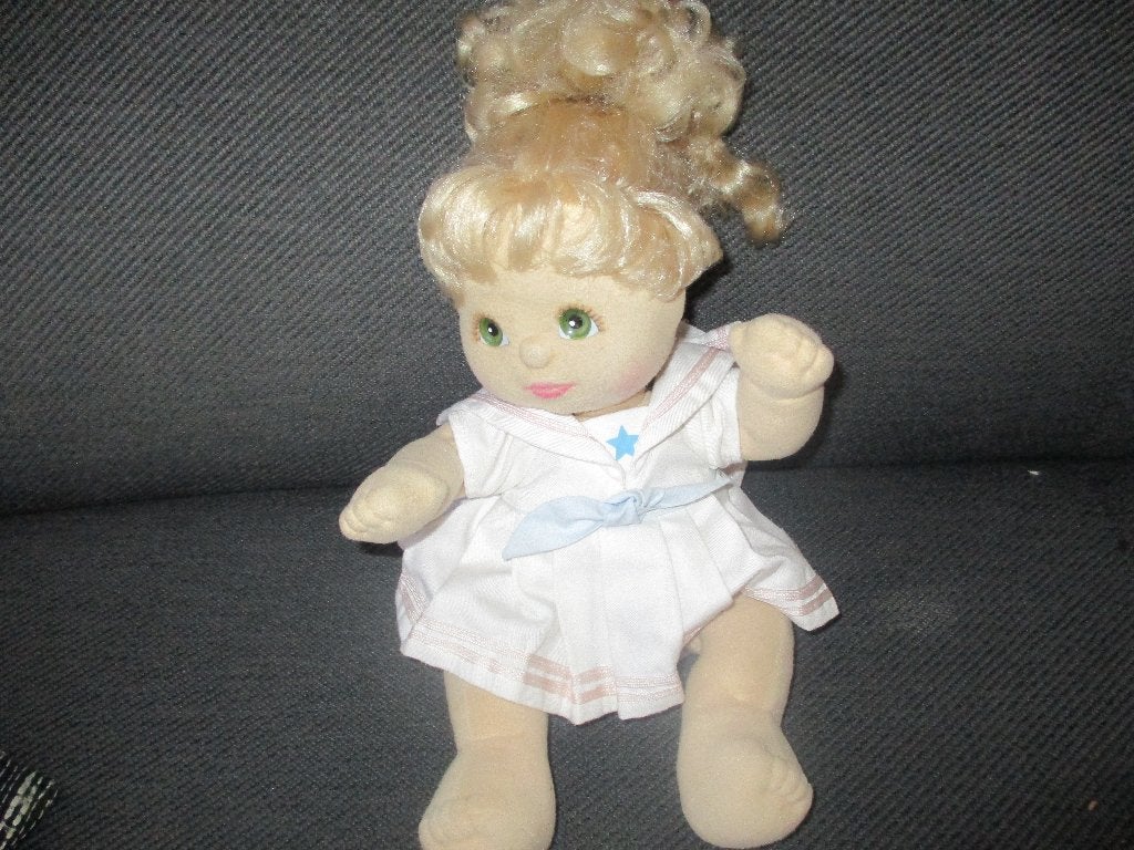 Kleintje Pop Mattel, Verzamelen, Poppen, Ophalen of Verzenden, Zo goed als nieuw, Pop