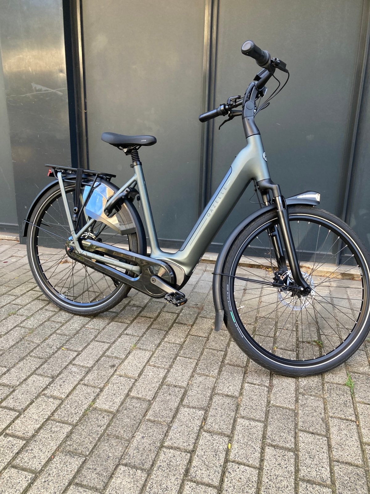 Gazelle Grenoble C8+, Ophalen, Zo goed als nieuw, 50 km per accu of meer, 55 tot 59 cm