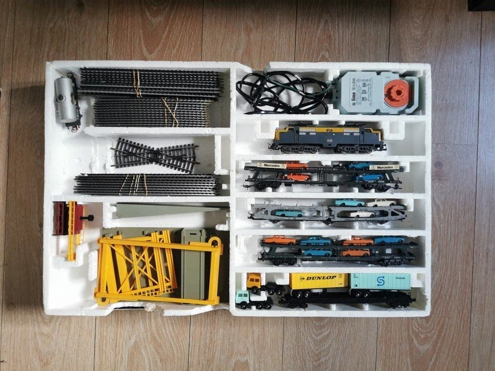 Lima Treinset met locomotief en wagons, Gelijkstroom, Ophalen of Verzenden, Analoog, Lima