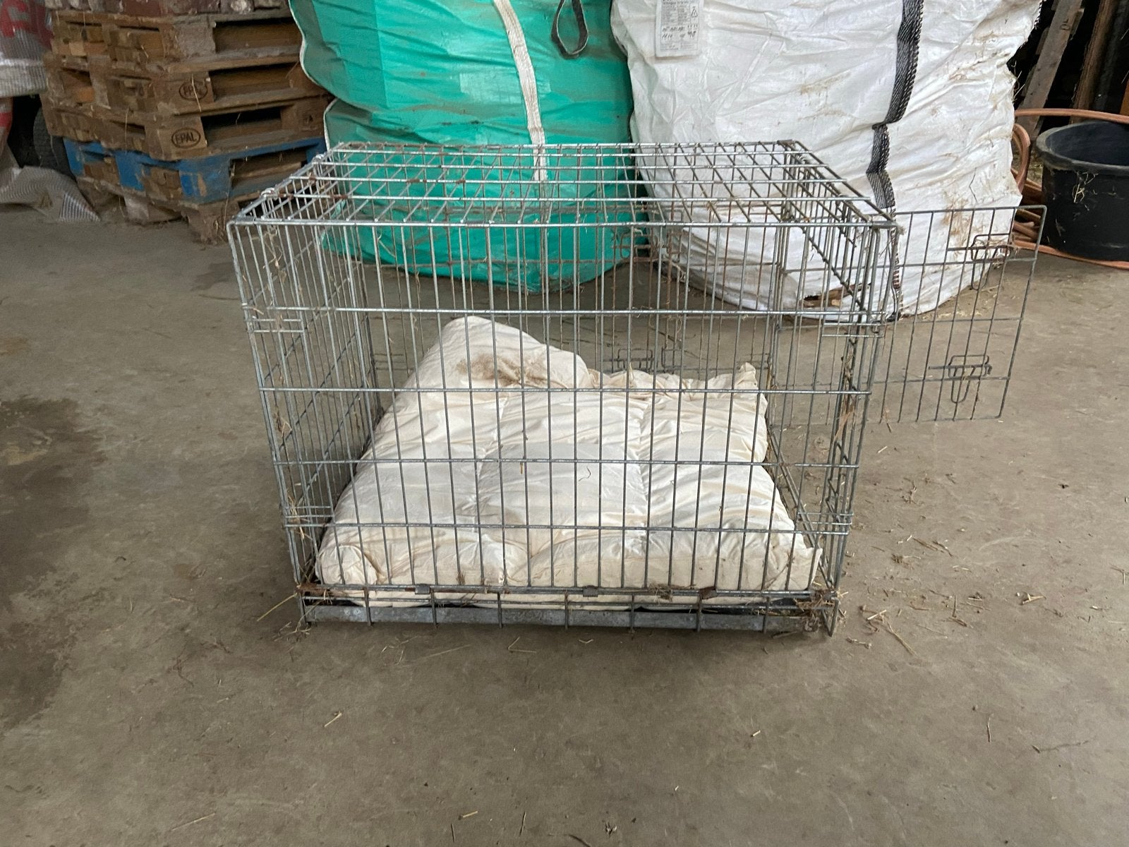 Bench middel hond, Dieren en Toebehoren, Ophalen, Gebruikt
