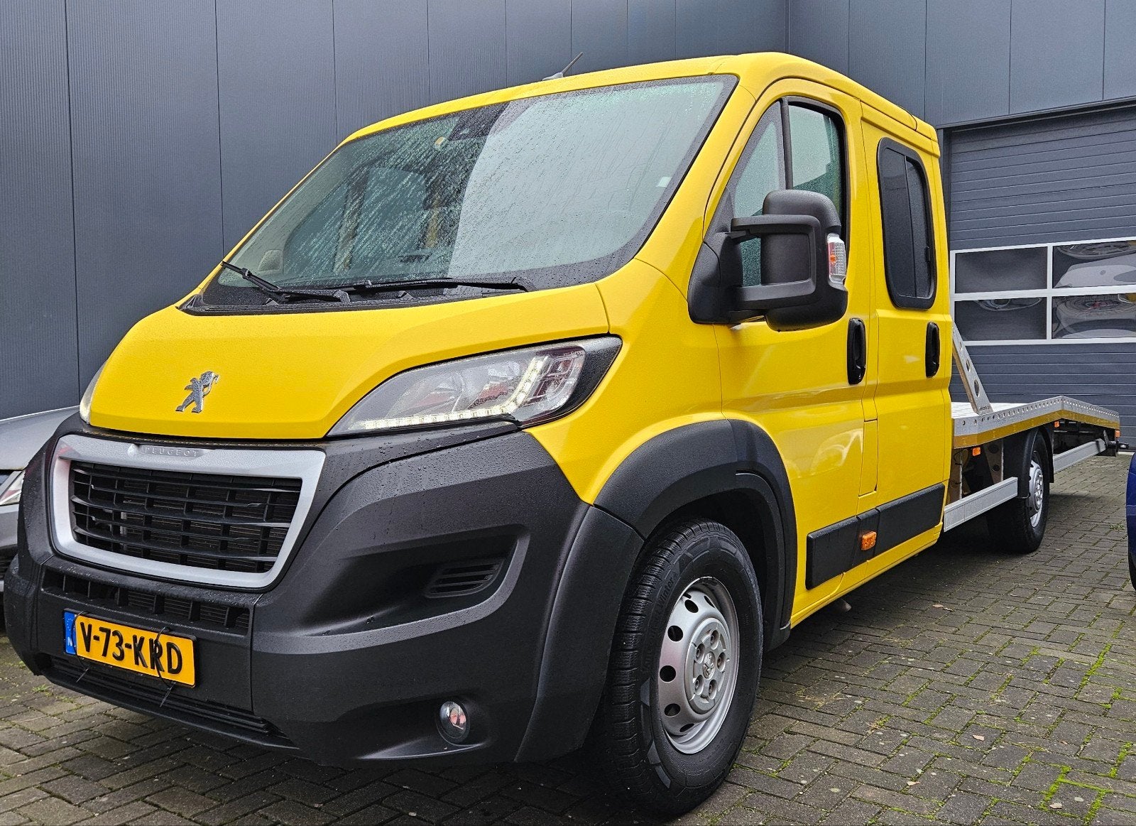 Peugeot Boxer bj.2022, autotransporter,21.037km!!!, Auto's, Stof, 4 cilinders, 2500 kg, Geel