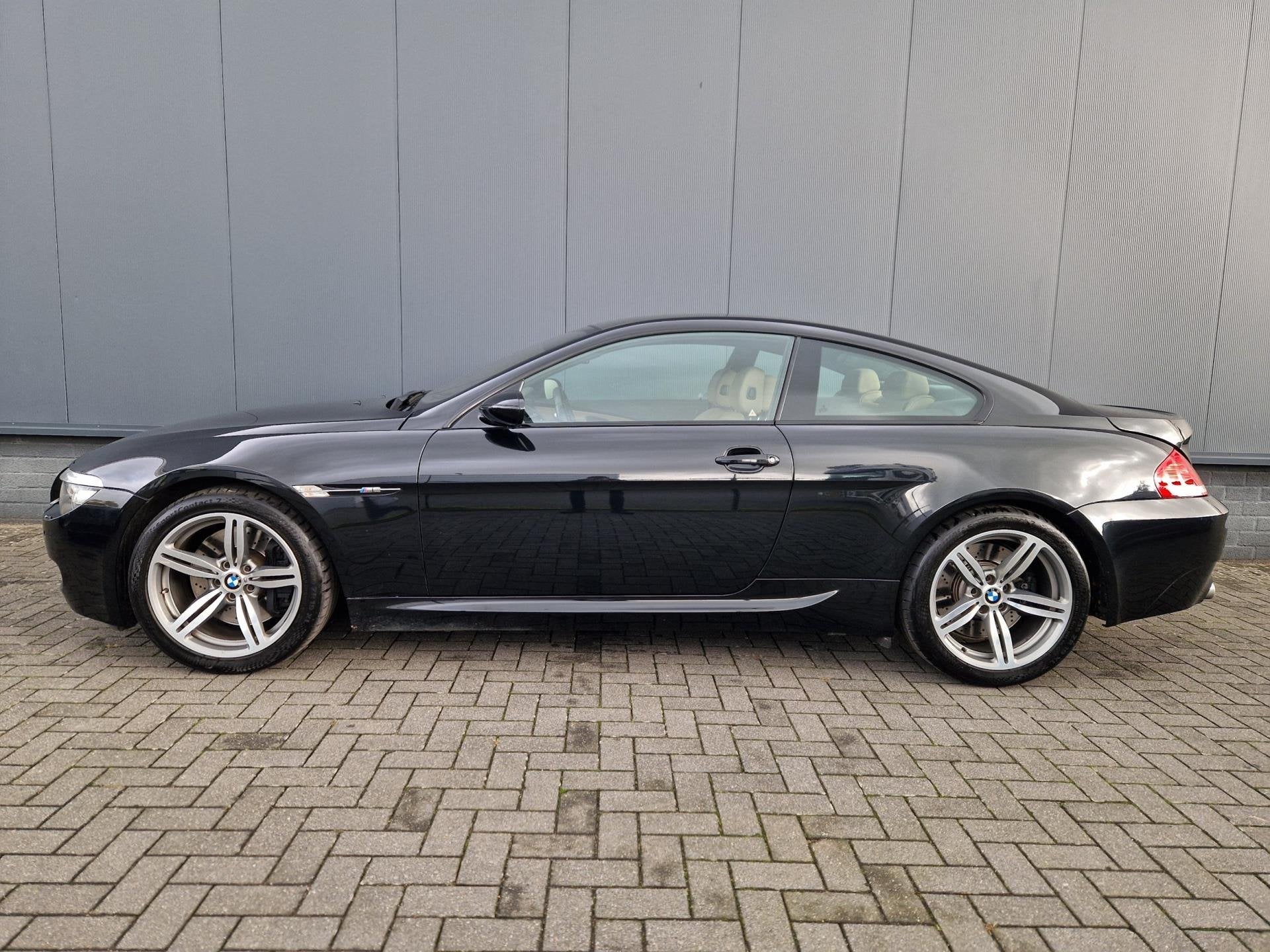 BMW 6-serie M6 V10 Facelift /58DKM Volledige historie aanwez, Auto's, BMW, Automaat, Achterwielaandrijving, Gebruikt, Automatische klimaatregeling