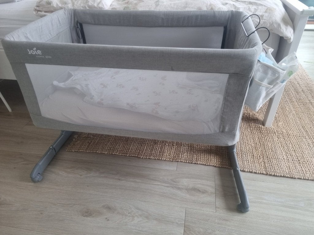 Joie Roomie Glide co-sleeper/wieg, mattress & extras, Ophalen, Zo goed als nieuw, Wieg