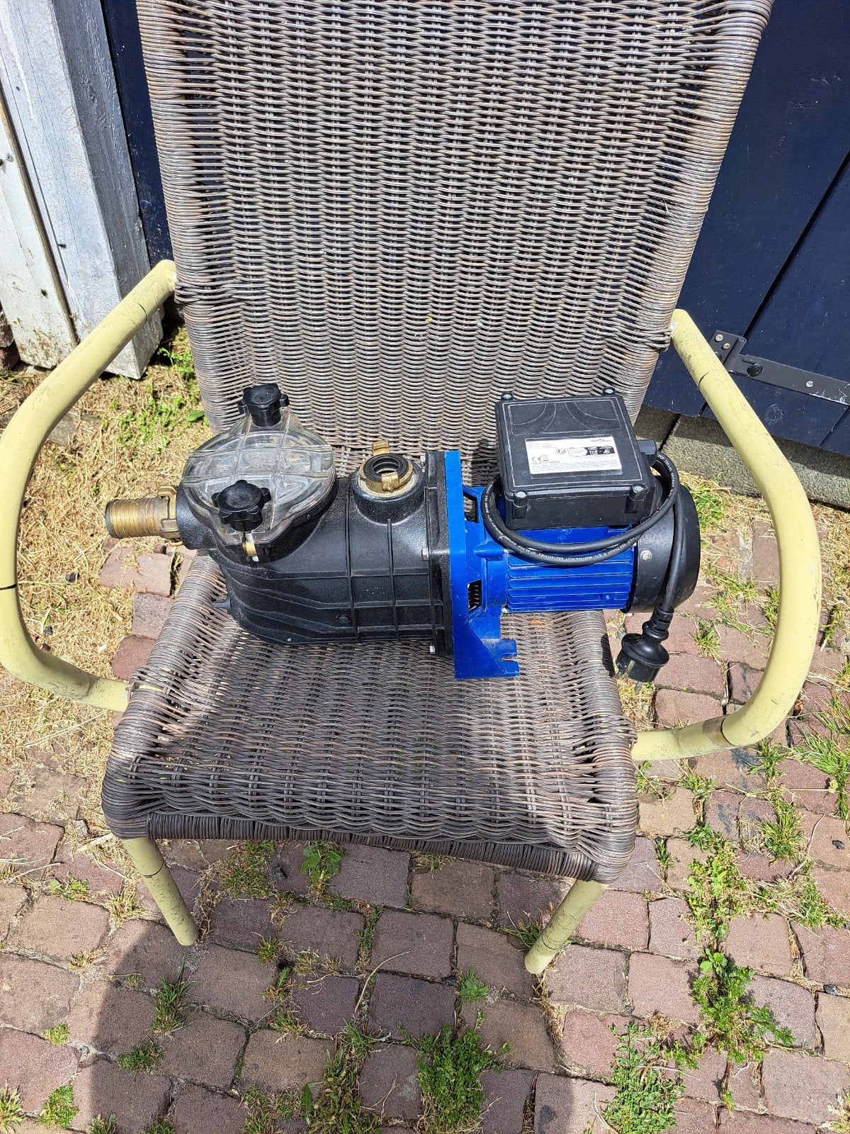 VidaXL Pomp 500W - Zo goed als nieuw, Ophalen of Verzenden, Zo goed als nieuw, Elektrisch, Overige typen