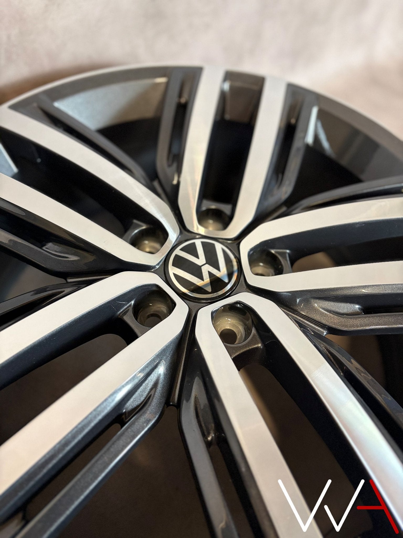 19'' Volkswagen Tiguan 5NN Auckland velg los BTW 5NN601025G, 19 inch, -, -, Nieuw