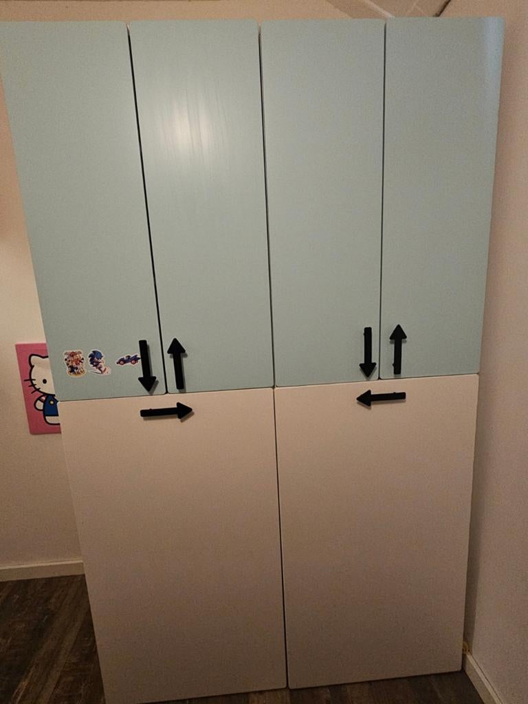 2 leuke kinderkledingkasten, Ophalen, Gebruikt, 50 tot 100 cm, 150 tot 200 cm