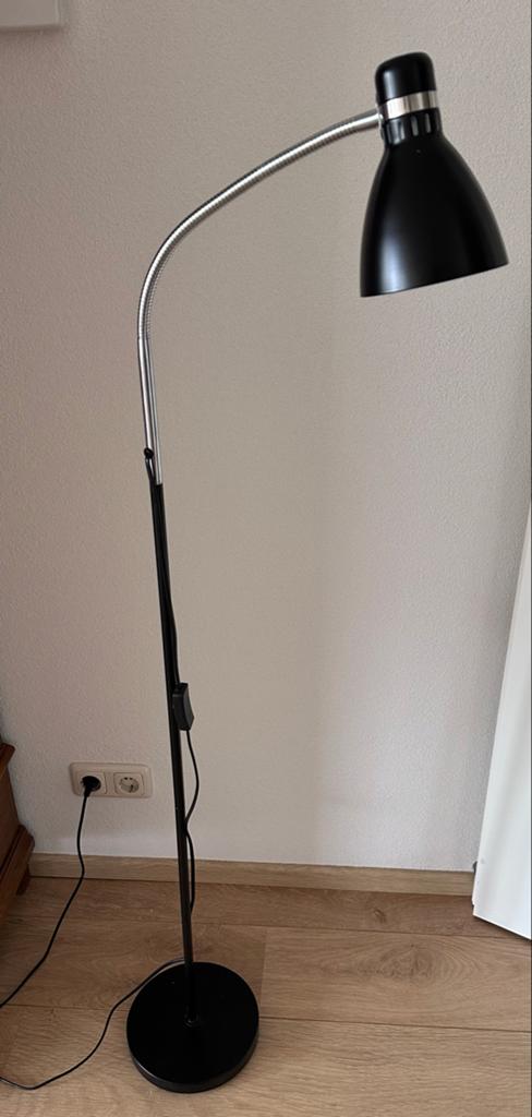 Zwarte leeslamp met flexibele arm - 130 cm hoog, Ophalen, Gebruikt, Metaal, 100 tot 150 cm