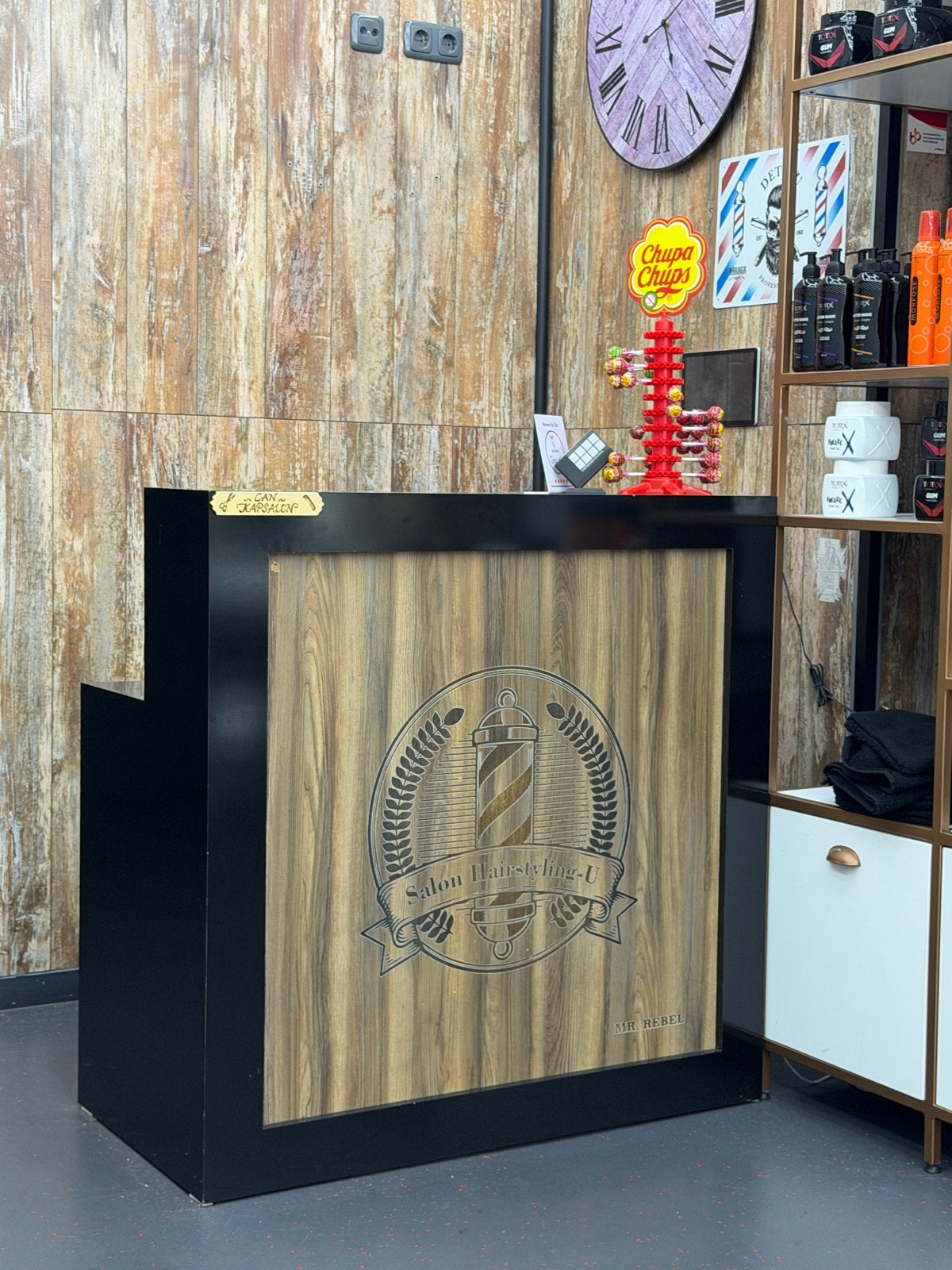 Bali Balie met logo - Perfect voor kapsalon/barbershop, Ophalen