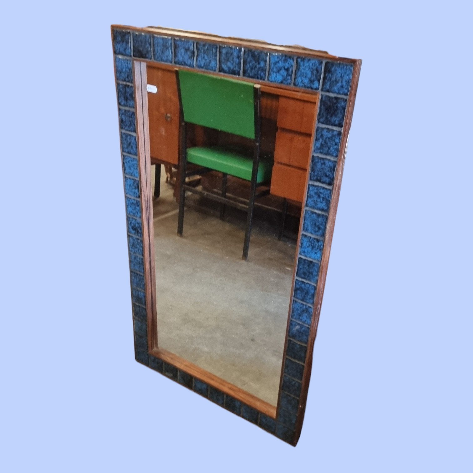 vintage spiegel Jaren 70 blauwe tegels, Ophalen of Verzenden, Rechthoekig, Minder dan 50 cm