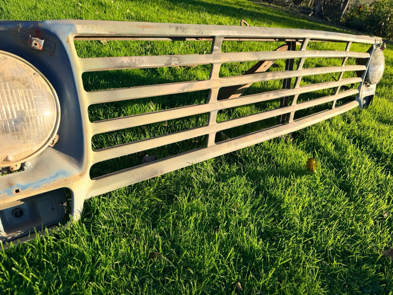 originele Grill Ford F100/F250, Ophalen, Voor, Ford, Bumper