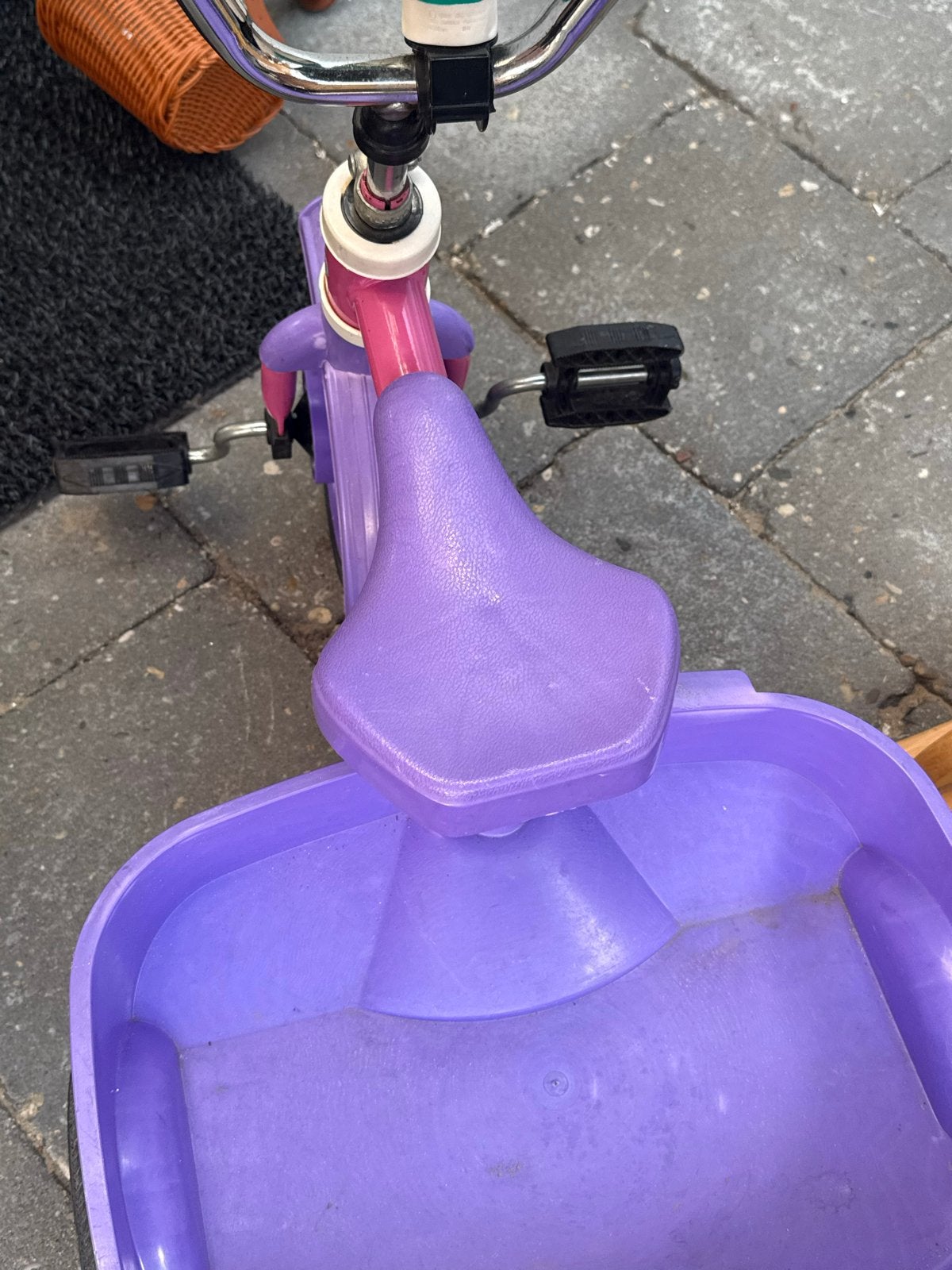 Leuke paarse driewieler voor kinderen, Fietsen en Brommers, Fietsen | Kinderfietsjes, Ophalen, Gebruikt, Minder dan 16 inch