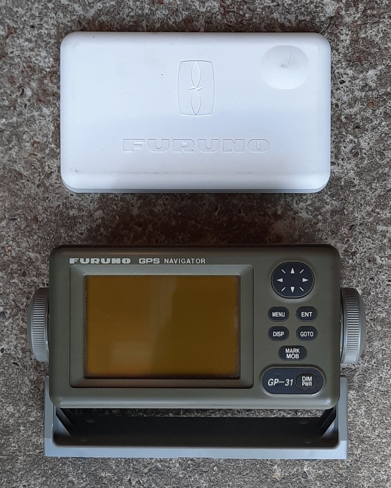 GPS Furuno met extra kabels/antenne + onderdelen, Watersport en Boten, Navigatiemiddelen en Scheepselektronica, Verzenden, Gebruikt