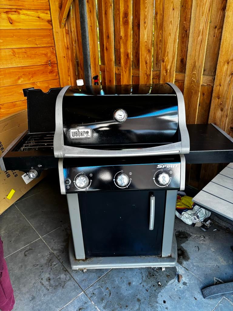 Weber Spirit E320 Gasbarbecue, Ophalen, Gebruikt