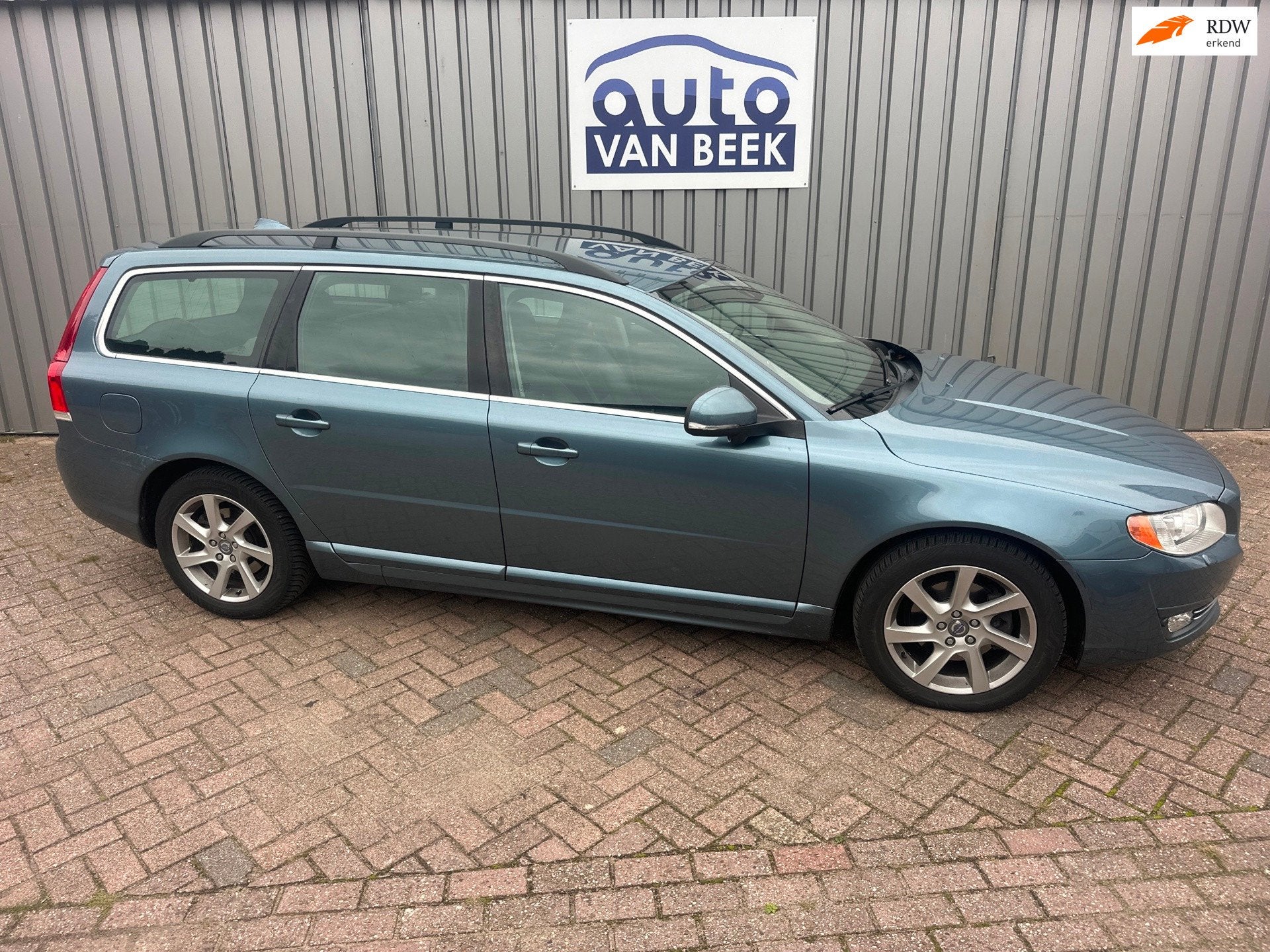 Volvo V70 2.0 D4 Nordic+, Auto's, 4 cilinders, Blauw, Diesel, 22 km/l