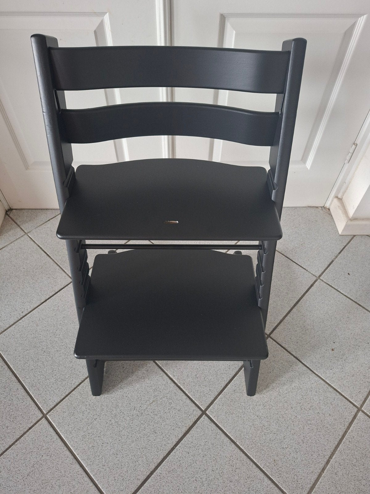 Stokke Tripp Trapp nieuw model meegroeistoel  Mat Zwart, Ophalen, Zo goed als nieuw, Meegroeistoel