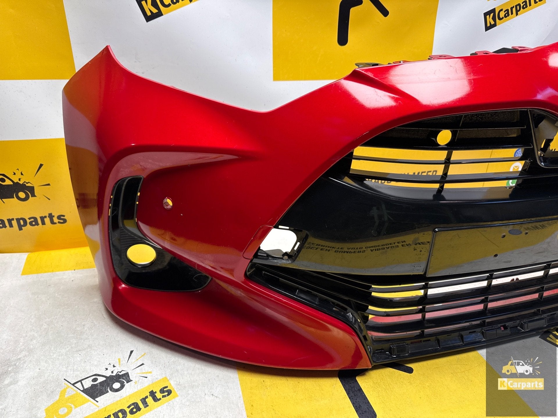 Bumper Toyota Yaris Voorbumper 52119-K0050 2019-Heden 6xPDC, Info@fabrikant.eu, Ophalen of Verzenden, Toyota, Bumper