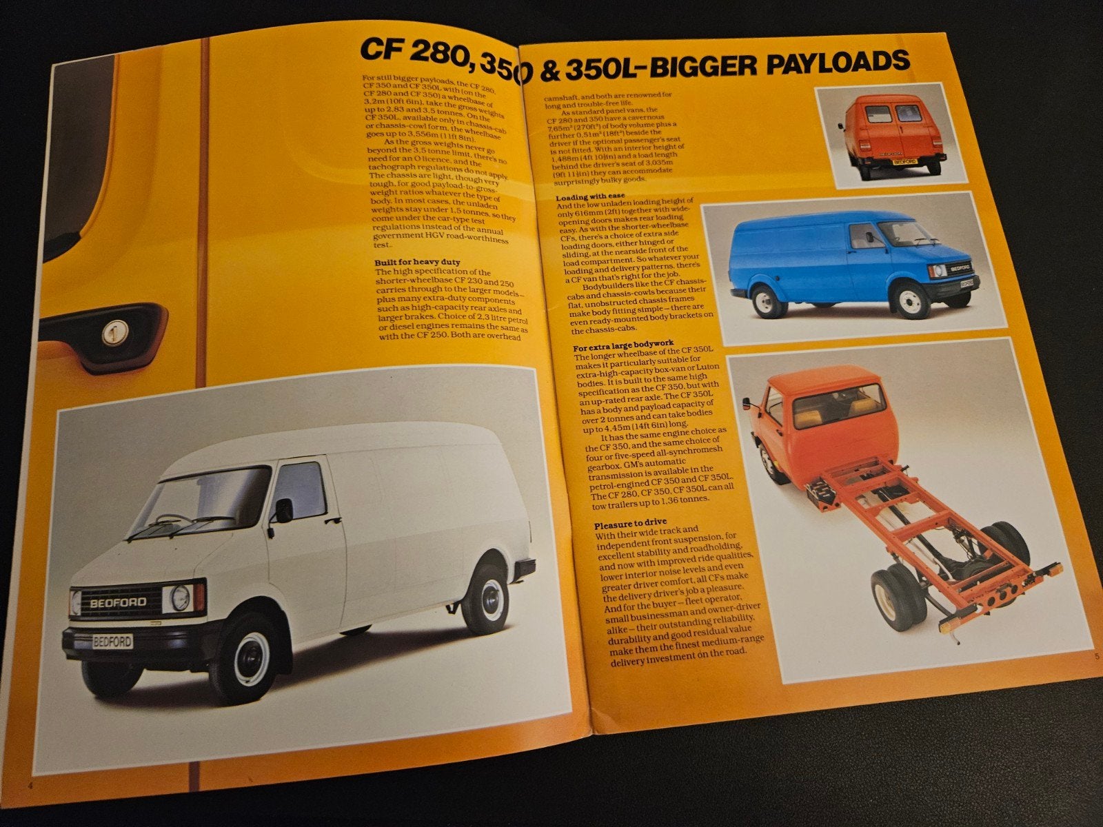 Brochure Bedford CF Vans & small trucks 1982, Ophalen of Verzenden, Zo goed als nieuw, Overige merken