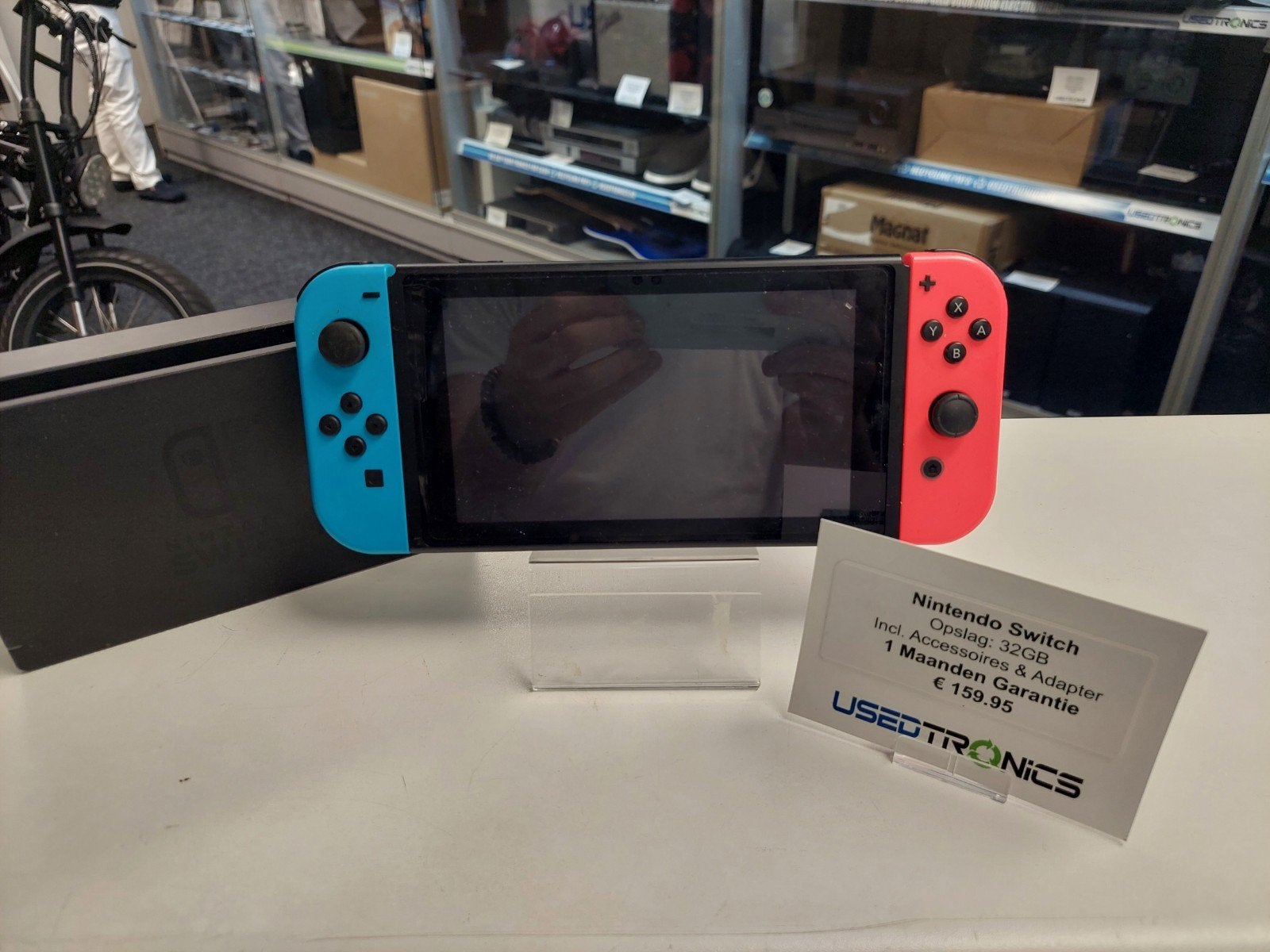 Nintendo Switch 32GB met accessoires en garantie, Spelcomputers en Games, Ophalen of Verzenden, Gebruikt, Met 2 controllers, Switch Original