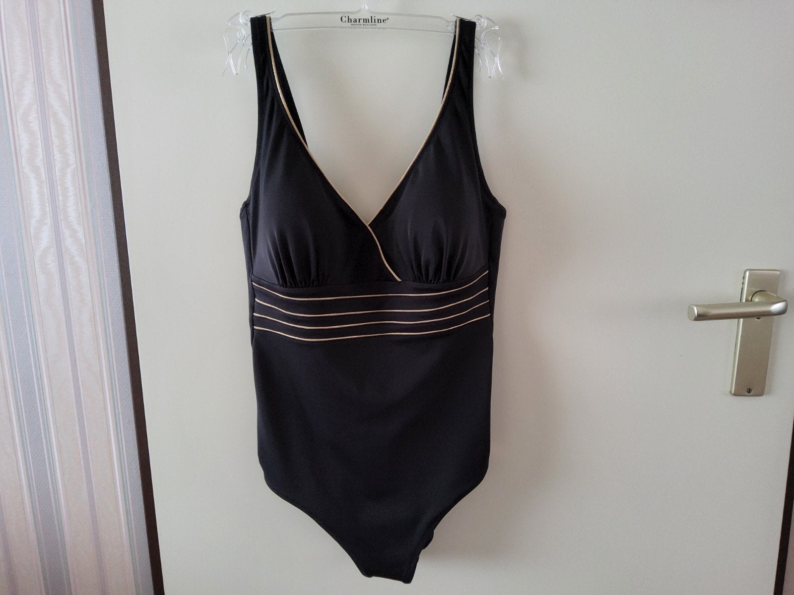 PRACHTIG SPLINTERNIEUW BADPAK VAN CHARMLINE., Kleding | Dames, Badmode en Zwemkleding, Nieuw, Badpak, Zwart, Ophalen of Verzenden
