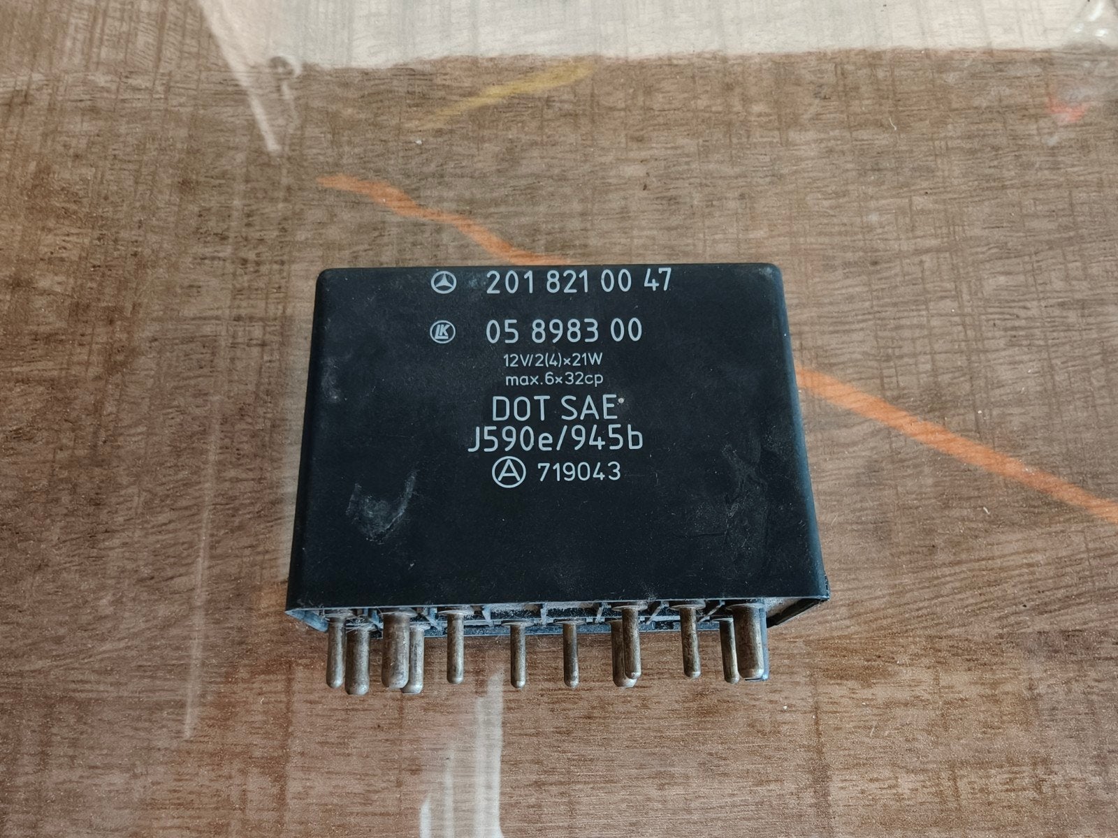 Mercedes W201 W124 W126 W202 knipperlichtrelais A2018210047, Auto-onderdelen, Ophalen of Verzenden, Gebruikt, Mercedes-Benz