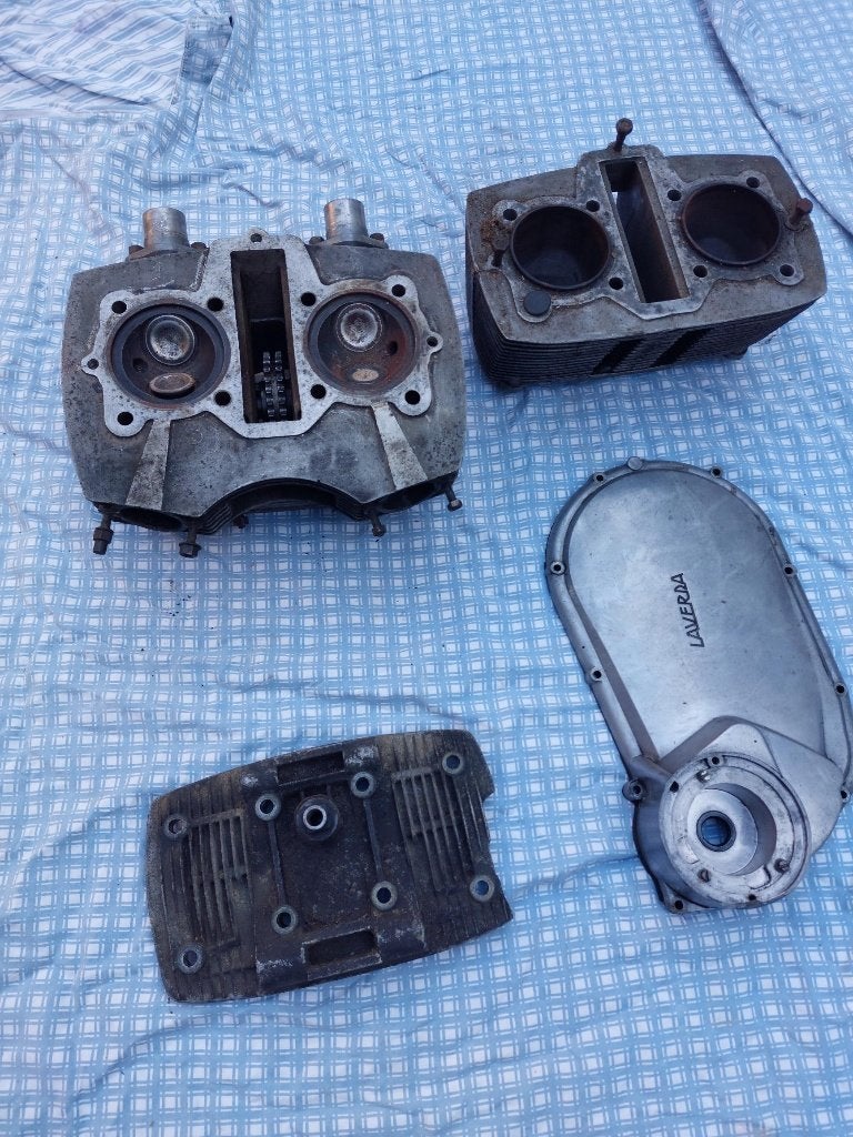 laverda 750 cilinders + cil.kop kompleet. €500, Motoren, Onderdelen | Oldtimers, Ophalen, Gebruikt