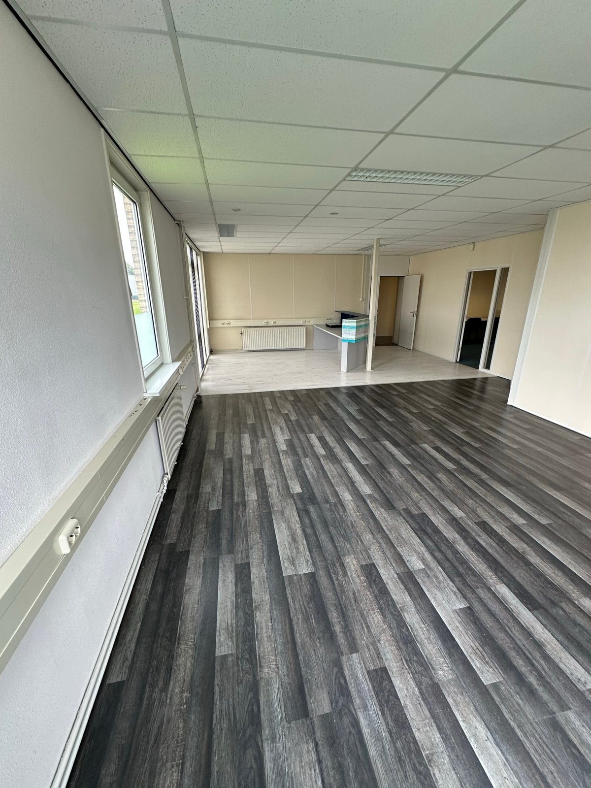 Kantoor/Praktijkruimte ca. 90m² in Bedum, Zakelijke goederen, Huur, Kantoorruimte
