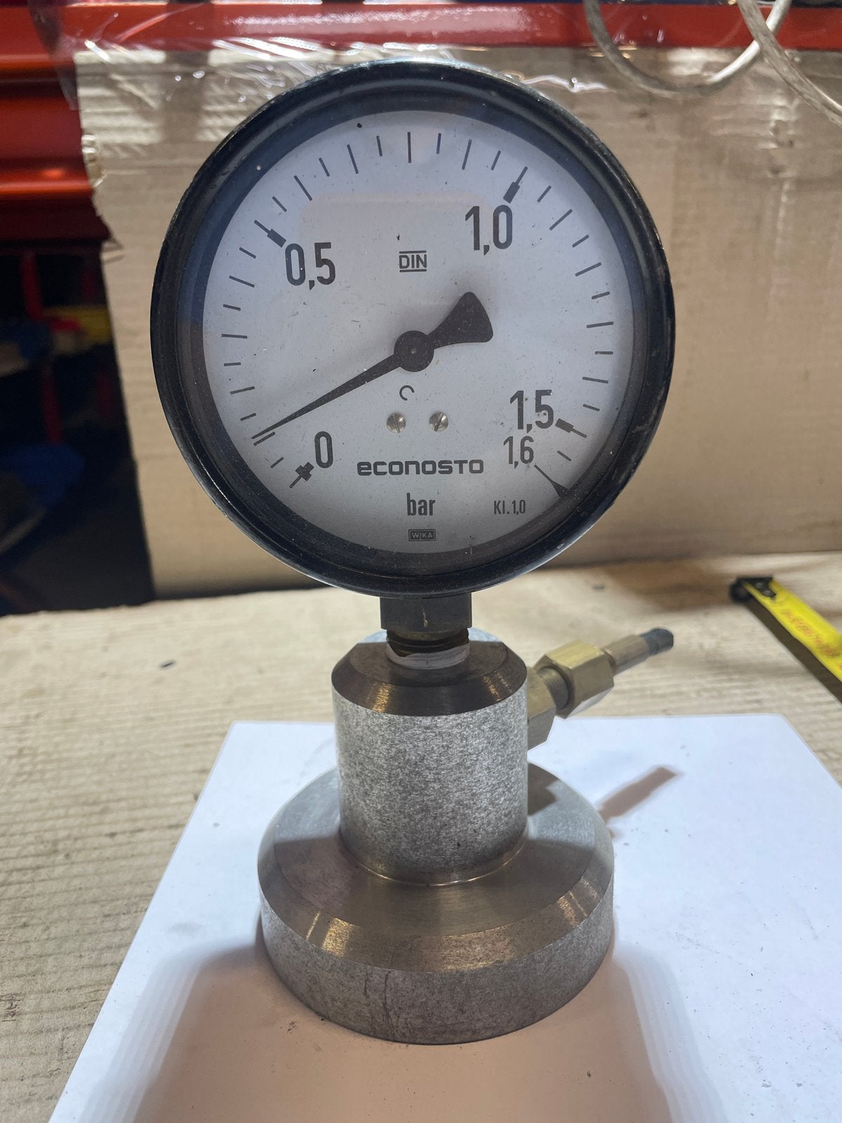 Econosto WIKA Manometer - Drukmeting tot 1.6 bar, Ophalen, Gebruikt