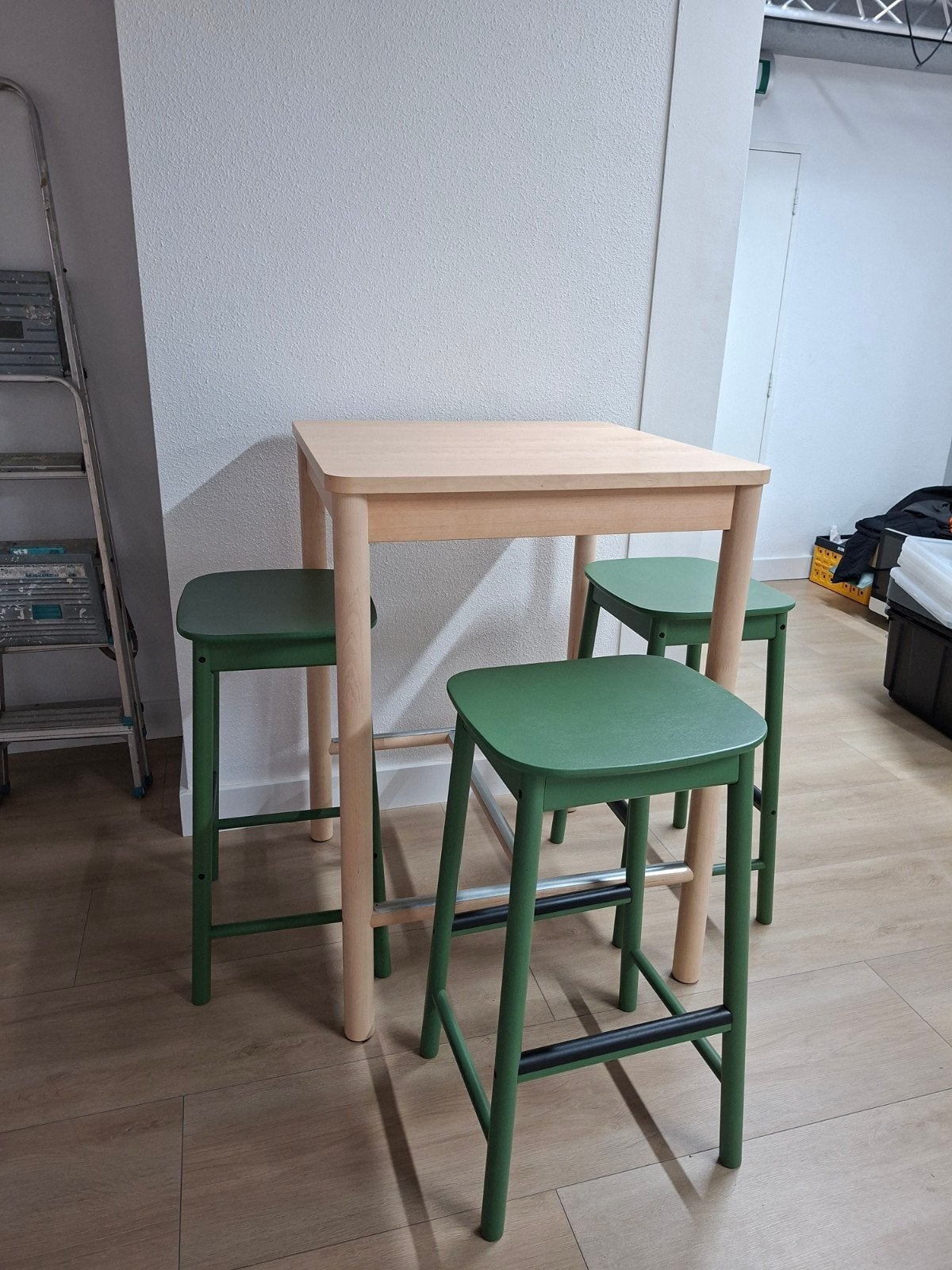 IKEA RÖNNINGE bartafel en 3 krukken, Ophalen, Zo goed als nieuw
