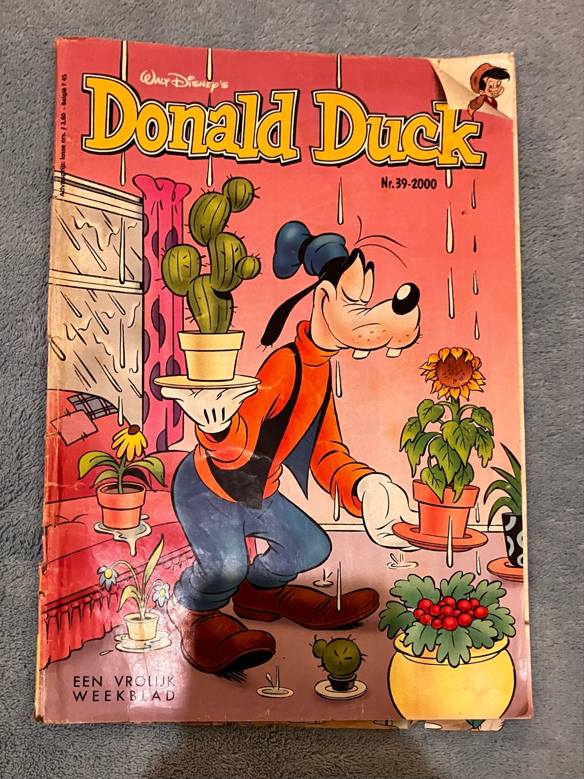 Donald Duck Weekblad Nr. 39 - 2000 - Goofy met planten, Eén stripboek, Ophalen of Verzenden, Zo goed als nieuw