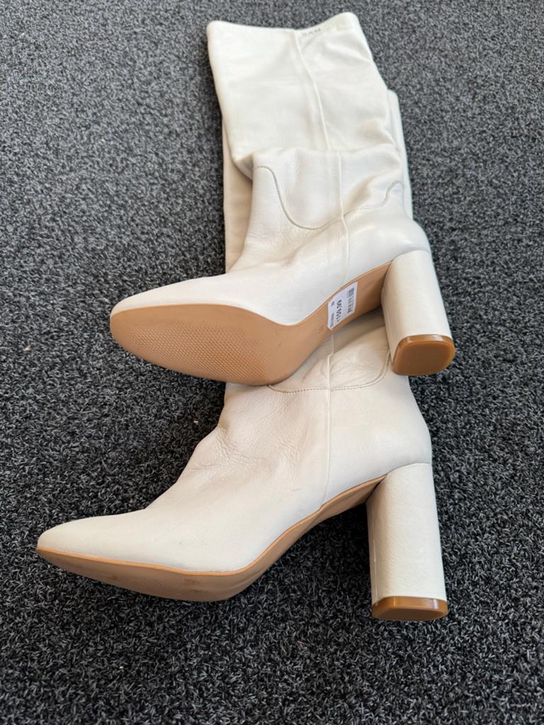 Nieuwe D.A.M. Knie Laarzen met Blokhak - 8.5 cm, Hoge laarzen, Wit, Nieuw, Ophalen of Verzenden