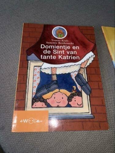 10 Boek domientje en de Sint van tante Katrien sinterklaas, Diversen, Sinterklaas, Verzenden, Gebruikt