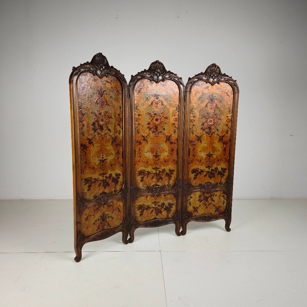 Verguld leren kamerscherm met rijk snijwerk, ca. 1860, Ophalen of Verzenden