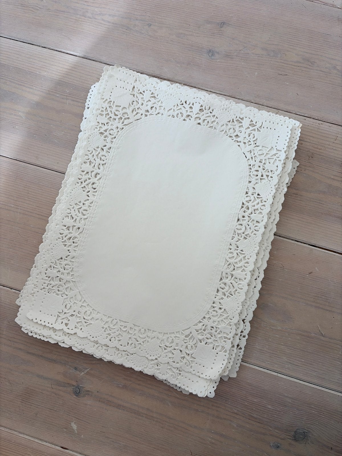 Decoratief Taart Papier, Hobby en Vrije tijd, Ophalen of Verzenden, Zo goed als nieuw, Papier of Karton, Knutselmateriaal
