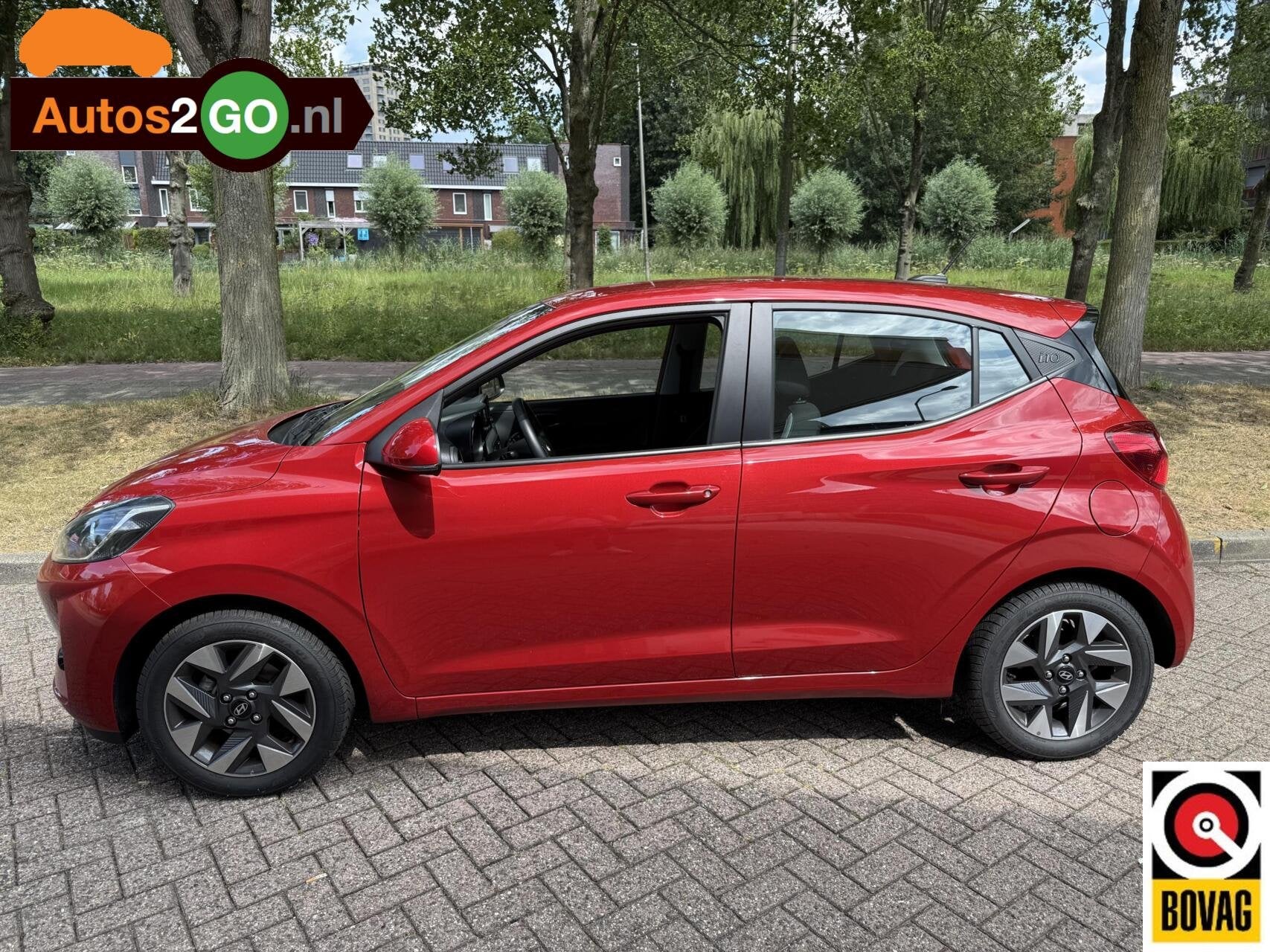 Hyundai i10 1.2i Automaat I Navi I AppleCarplay Android-Auto, Stof, Gebruikt, 4 cilinders, Bedrijf