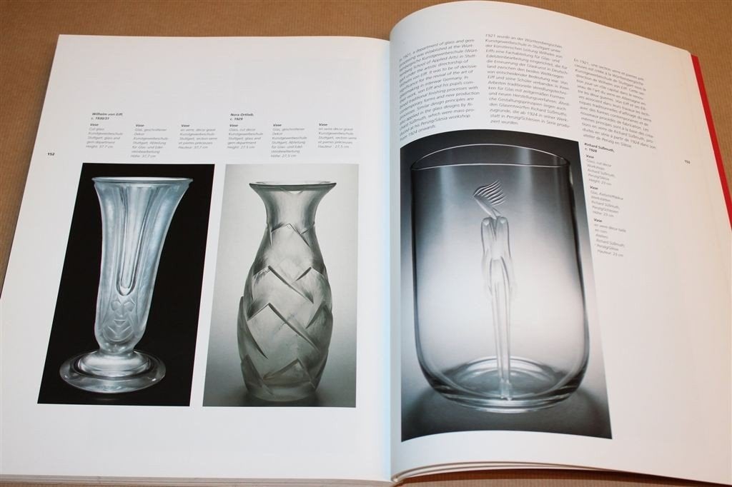 Avantgarde Design 1880-1930 — Overzicht, Ophalen of Verzenden, Zo goed als nieuw, Fotografen