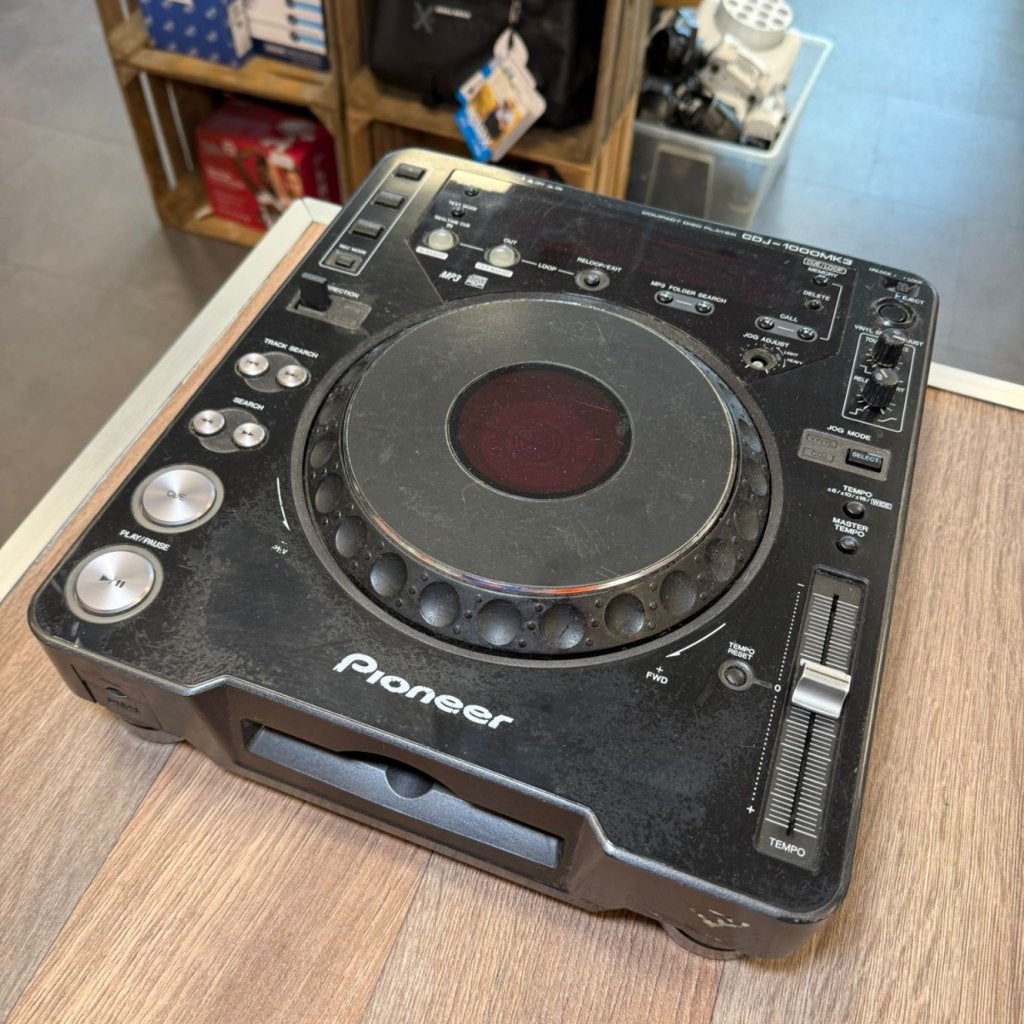 Pioneer CDJ1000MK3 | Mist 1 knop | Gebruikte staat met garan, Pioneer, Zo goed als nieuw, Support@pioneer.com, 28-8, Honkomagome 2-chome, Bunkyo-ku
Tokyo 113-0021
Japan