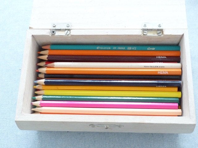 Set van ca 90 kleurpotloden van Hema, Ophalen of Verzenden, Zo goed als nieuw, Potlood of Stift