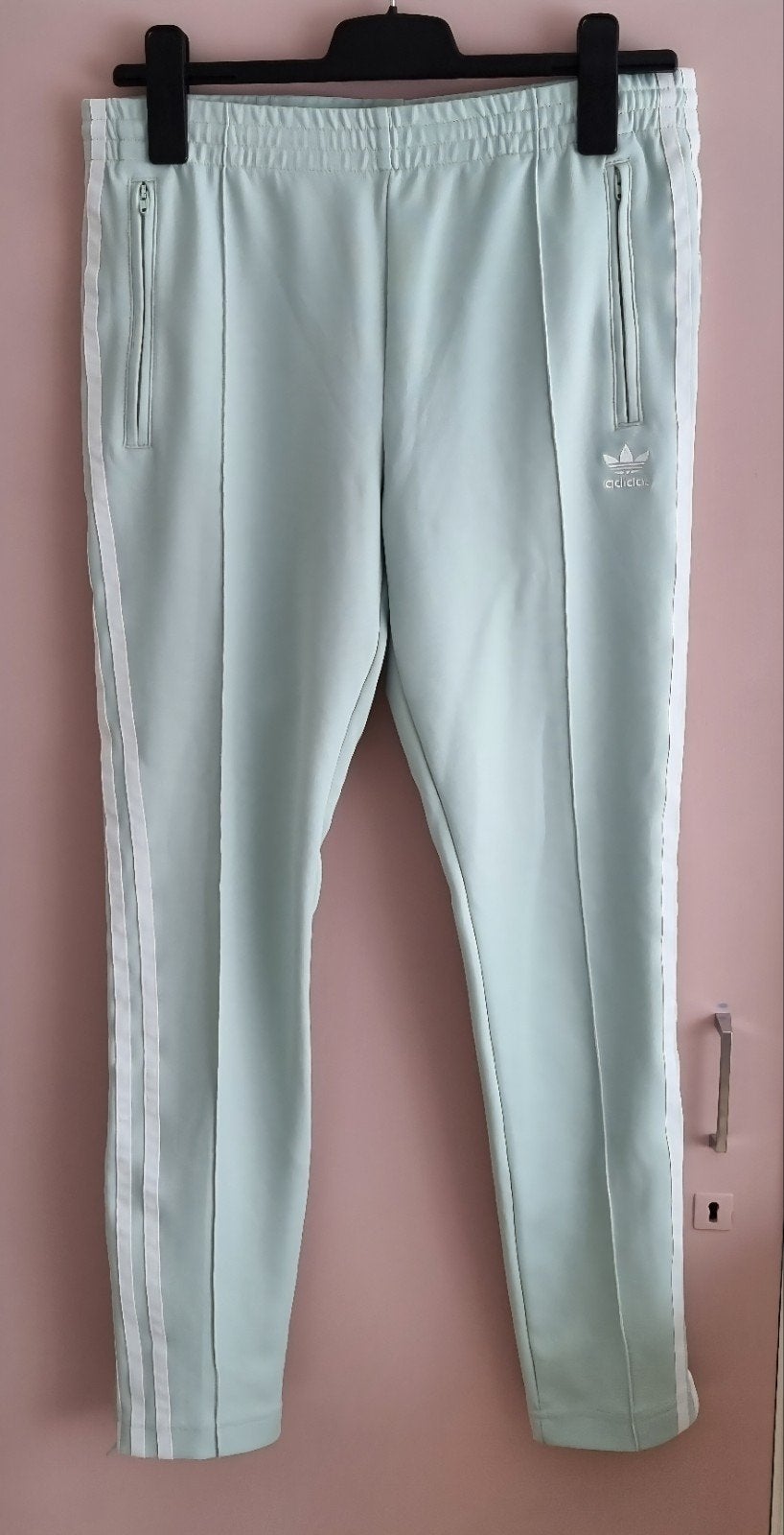 Adidas mintgroene trainingsbroek maat 38/40 (M), Maat 38/40 (M), Adidas, Ophalen of Verzenden, Zo goed als nieuw
