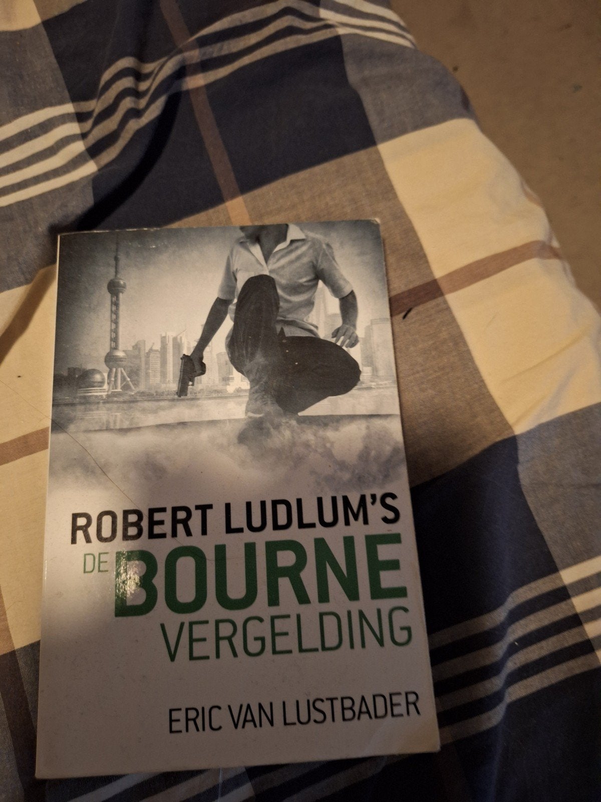 Robert Ludlum's De Bourne Vergelding - Eric Van Lustbader, Ophalen of Verzenden, Gelezen, Eric Van Lustbader