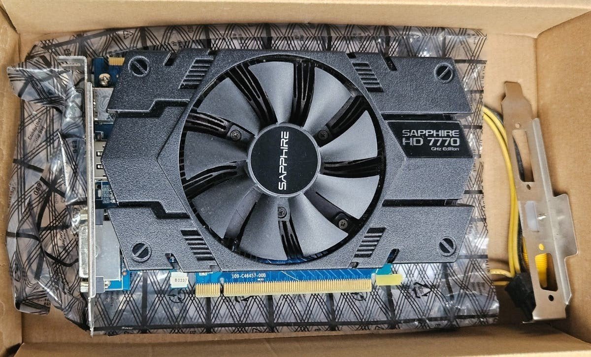 Sapphire AMD Radeon HD 7770  1GB, Computers en Software, Videokaarten, Ophalen, PCI-Express 3, Gebruikt, AMD