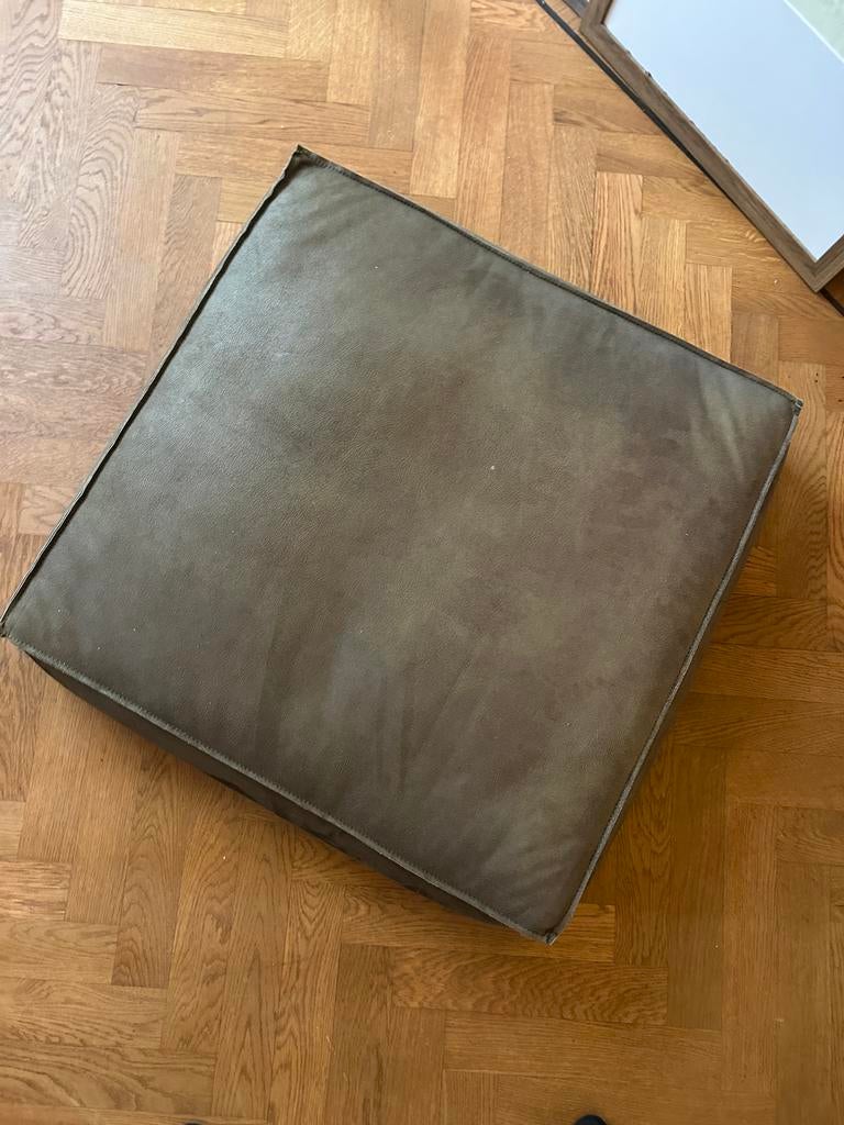 Platte zitpoef 70x70 cm - Grijsbruin, Ophalen, Vierkant, Nieuw, Stof