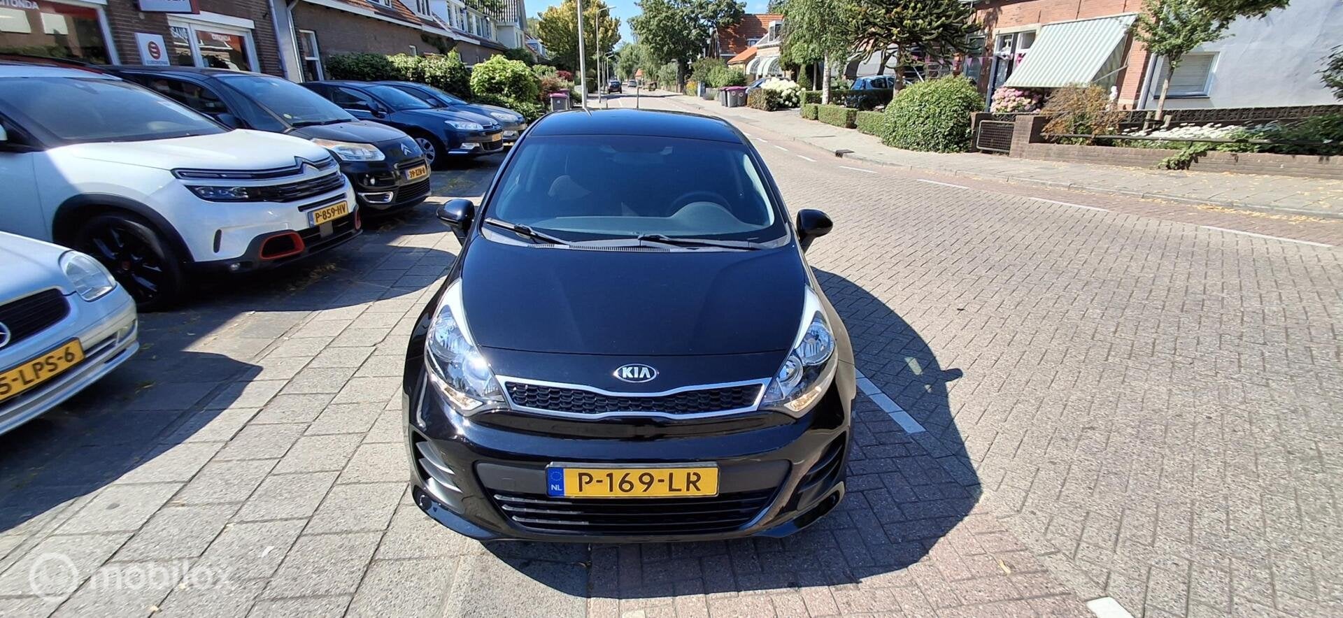Kia Rio 1.2 CVVT ComfortPlusLine Navigator, Auto's, 450 kg, 4 cilinders, 1081 kg, Zwart