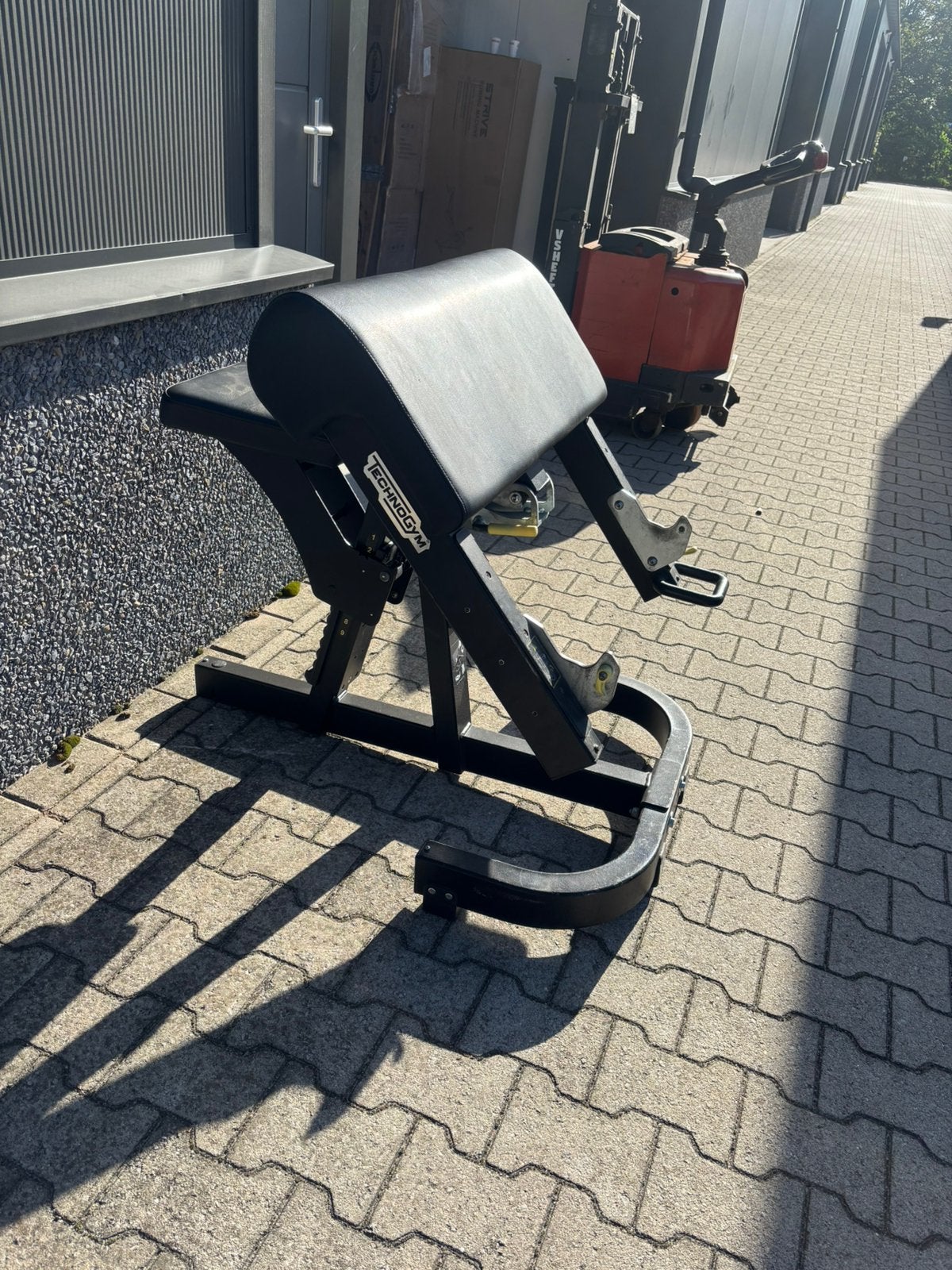 Technogym Pure Strength Bench - Krachtbank, Sport en Fitness, Technogym, Borst, Ophalen of Verzenden, Technogym