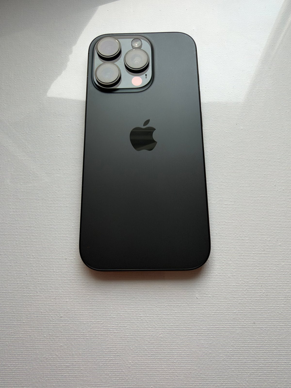 iPhone 16 Pro 256GB Titanium Black - Incl. screenprotector