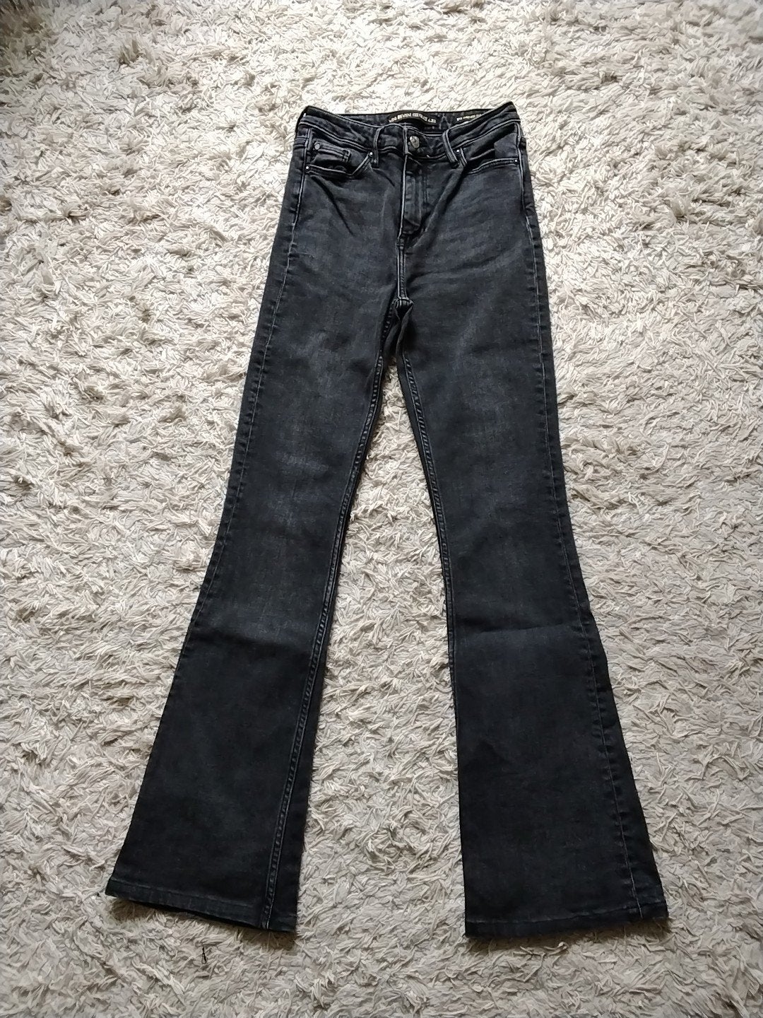 Seven Sisters Sue High Rise Flared Jeans W26 L32, Kleding | Dames, Seven Sisters, Zwart, Ophalen of Verzenden, W27 (confectie 34) of kleiner