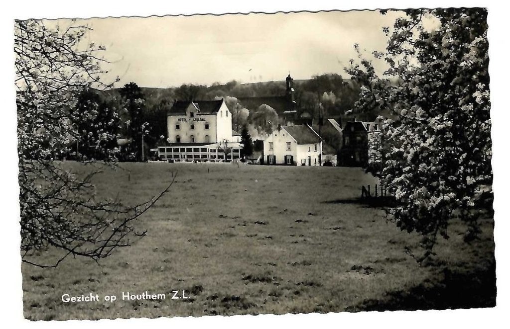 Houthem bij Valkenburg - Gezicht, Verzamelen, Ansichtkaarten | Nederland, Verzenden, 1940 tot 1960, Gelopen, Limburg