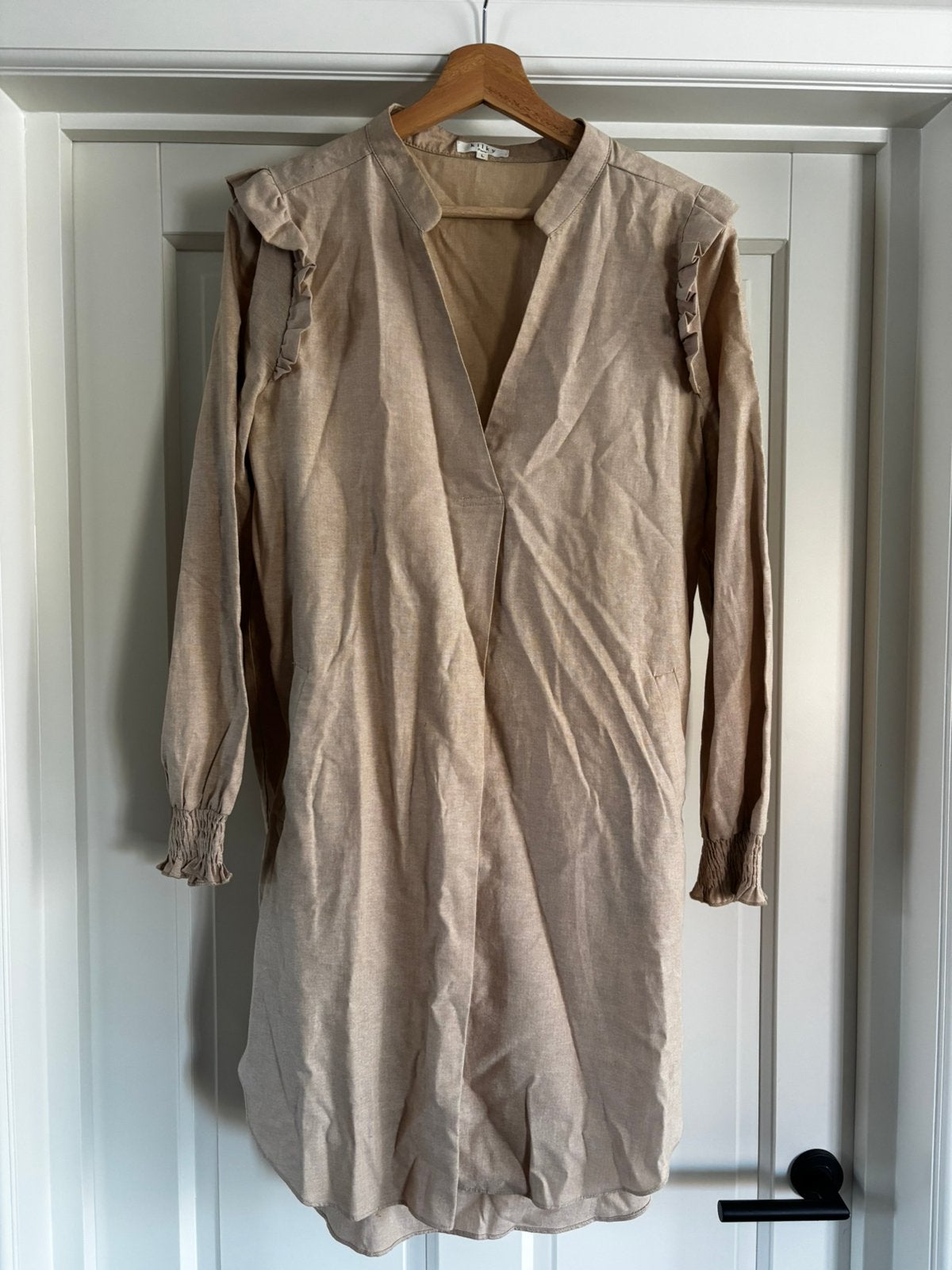 > Mooi jurkje, Kilky Paris!, Kleding | Dames, Beige, Maat 42/44 (L), Ophalen of Verzenden, Zo goed als nieuw