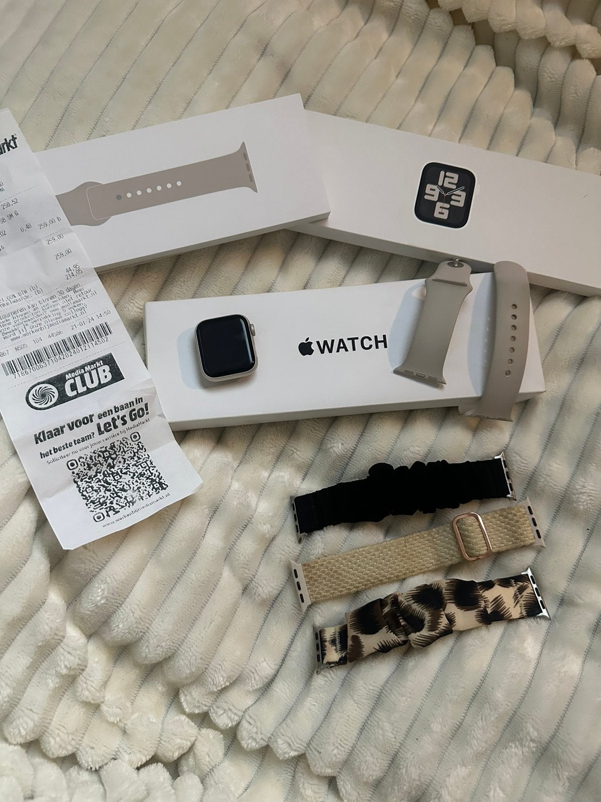 Apple watch se, Ophalen of Verzenden, Zo goed als nieuw, Zilver, IOS