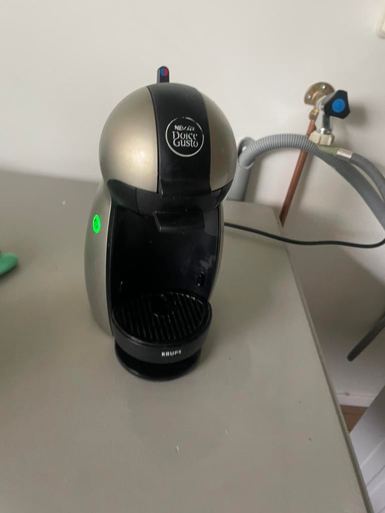 Dolce gusto apparaat, Witgoed en Apparatuur, Koffiezetapparaten, Ophalen, Gebruikt, Koffiemachine